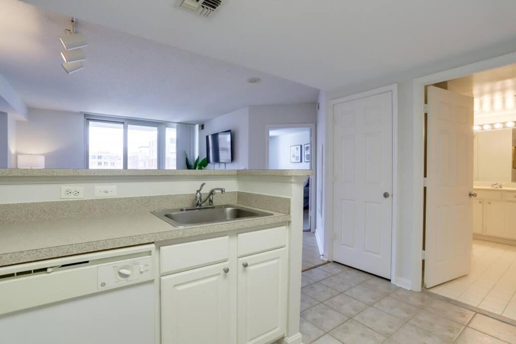 Fantastic 1 Bedroom At Ballston With Gym *
