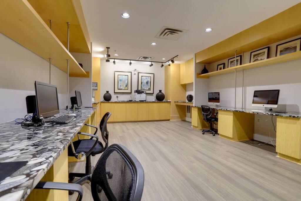 Apartment Fantastic 1 Bedroom At Ballston With Gym Arlington